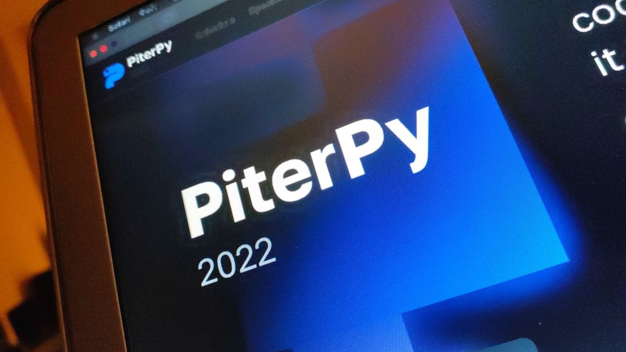 Руководитель Python-практики ГК Юзтех —  спикер на конференции PiterPy